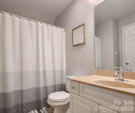 1081 Horse Rock Road, Hickory, NC 28602