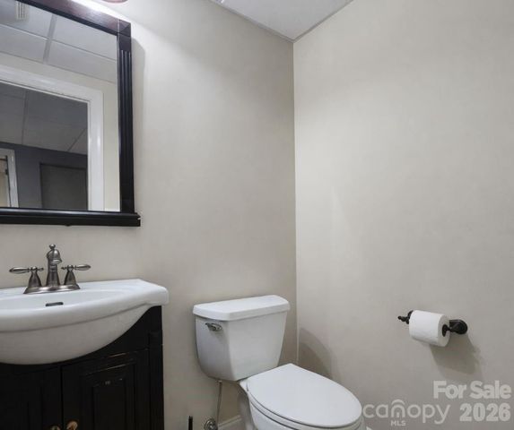 1081 Horse Rock Road, Hickory, NC 28602