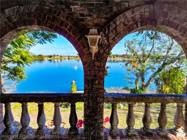 502 Lake Denton Terrace, Avon Park, FL 33825