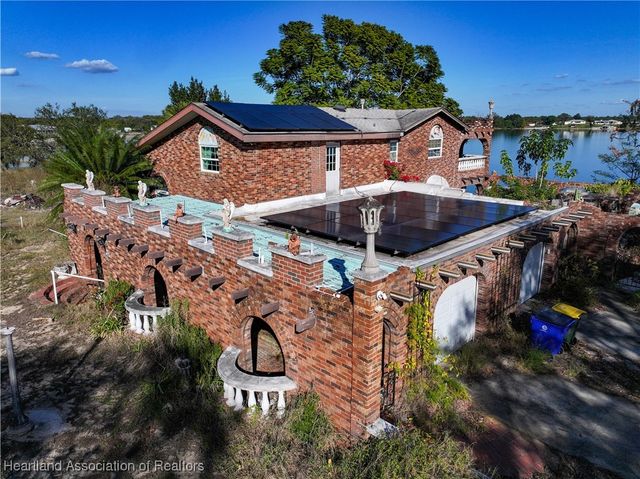 502 Lake Denton Terrace, Avon Park, FL 33825