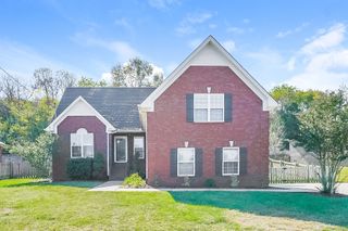 519 Johnstown Dr, Smyrna, TN 37167