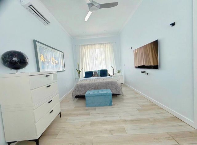 4085 Nicholson Lake Road, Chappell Hill, TX 77426