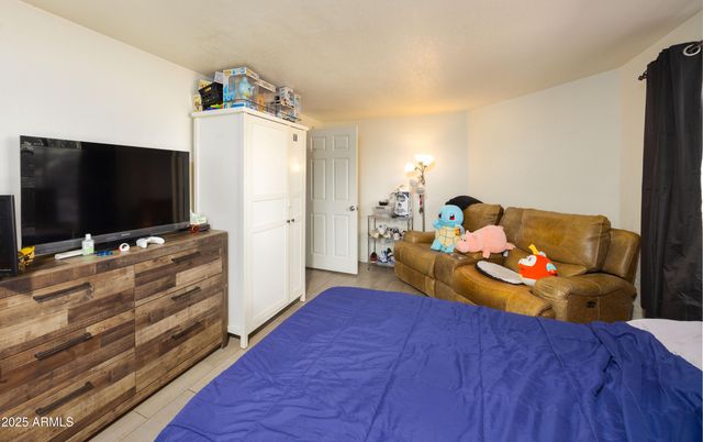 2736 W EL CAMINITO Drive, Phoenix, AZ 85051