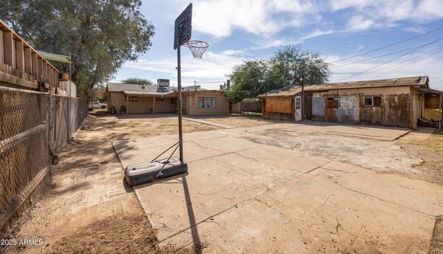 2736 W EL CAMINITO Drive, Phoenix, AZ 85051