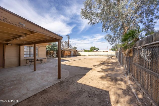 2736 W EL CAMINITO Drive, Phoenix, AZ 85051