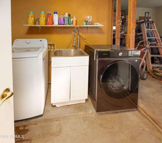 2736 W EL CAMINITO Drive, Phoenix, AZ 85051