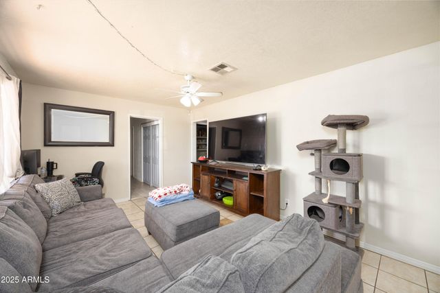 2736 W EL CAMINITO Drive, Phoenix, AZ 85051