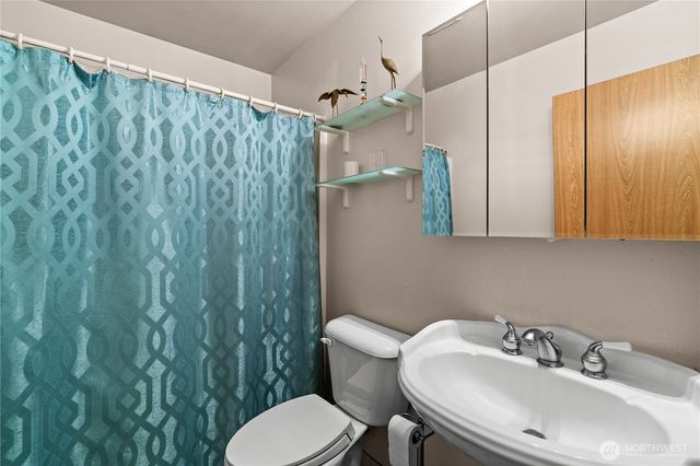 19211 110th Street E, Bonney Lake, WA 98391