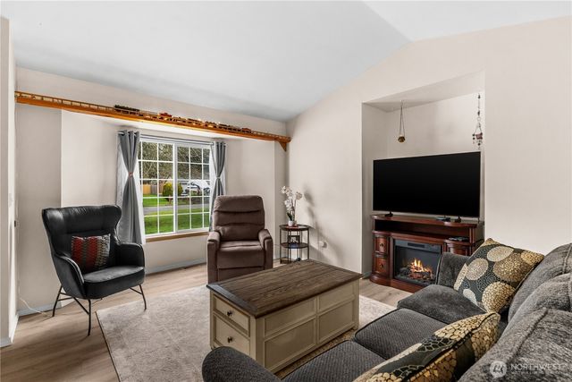 19211 110th Street E, Bonney Lake, WA 98391