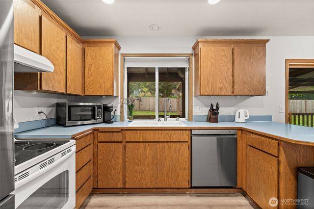 19211 110th Street E, Bonney Lake, WA 98391