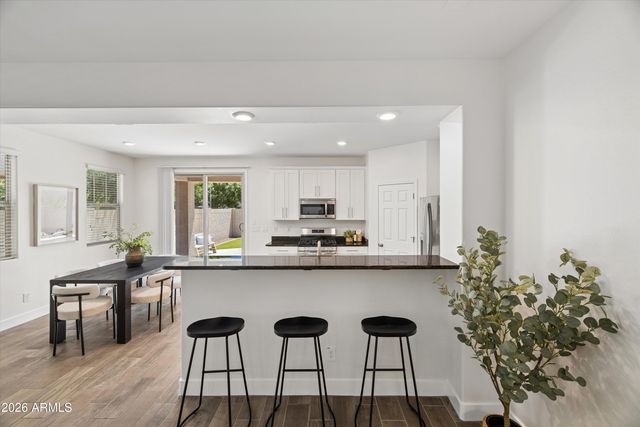 3365 E HONEYSUCKLE Place, Chandler, AZ 85286