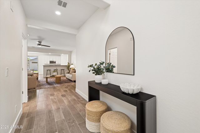 3365 E HONEYSUCKLE Place, Chandler, AZ 85286
