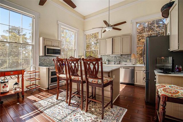 112 Hillcrest Road, West Point, GA 31833