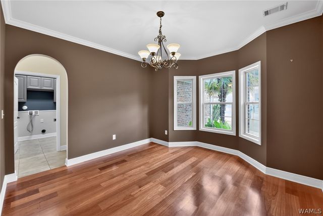 13672 Old Ivey Dr, Northport, AL 35475