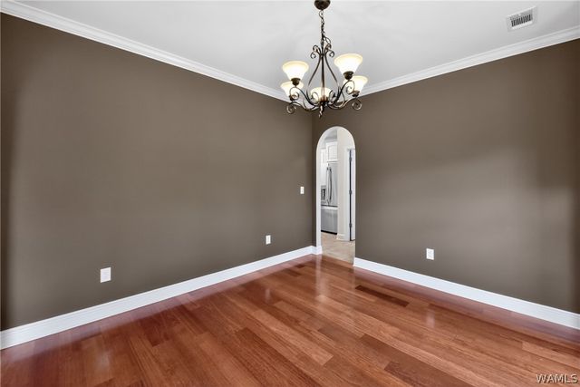 13672 Old Ivey Dr, Northport, AL 35475