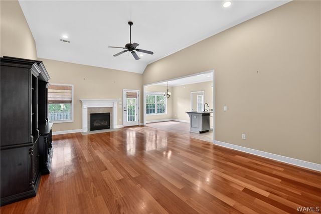 13672 Old Ivey Dr, Northport, AL 35475