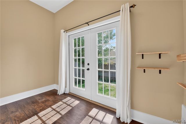 13672 Old Ivey Dr, Northport, AL 35475