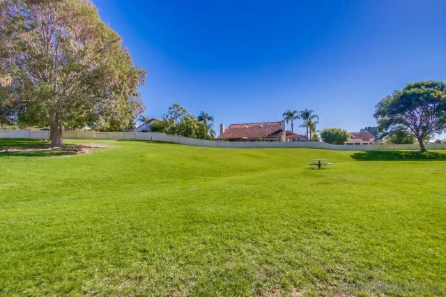 8665 Rideabout Ln, San Diego, CA 92129