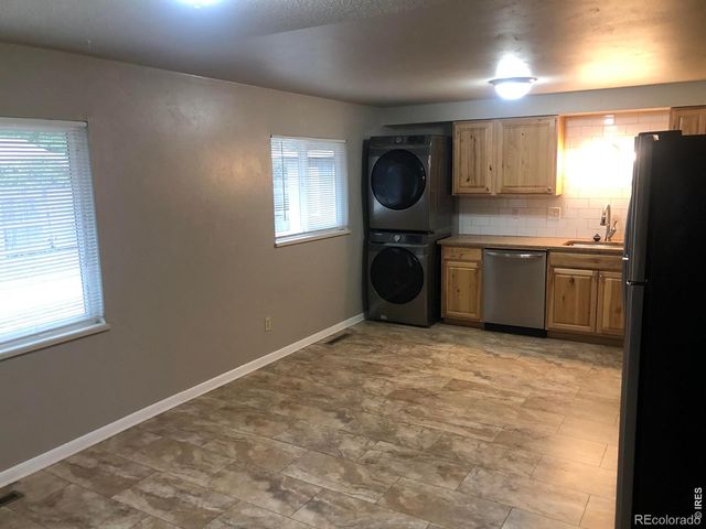 1921 12th Avenue, Longmont, CO 80501