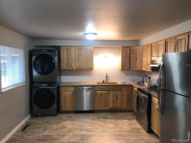 1921 12th Avenue, Longmont, CO 80501