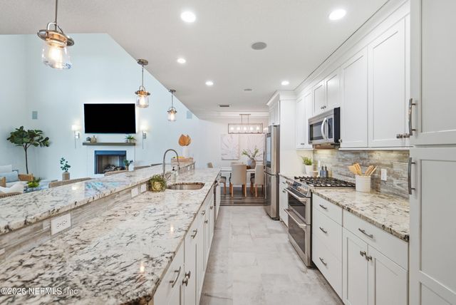 4141 COQUINA Drive, Jacksonville, FL 32250