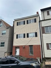 57 Barry St, South Side, PA 15203