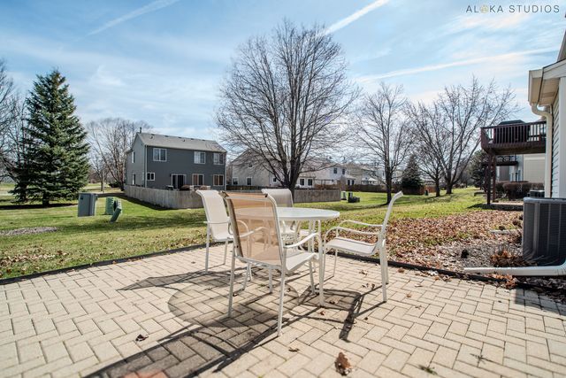 1850 Wisteria Drive, Aurora, IL 60503