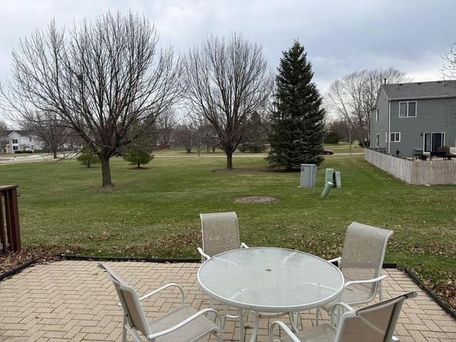 1850 Wisteria Drive, Aurora, IL 60503