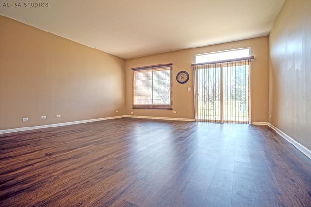 1850 Wisteria Drive, Aurora, IL 60503