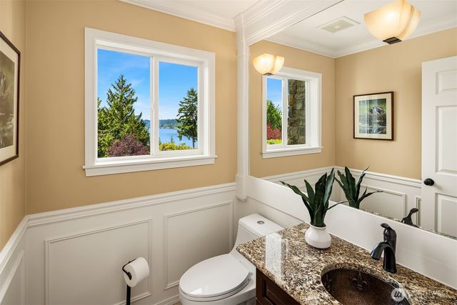 20230 NE 18th Place, Sammamish, WA 98074