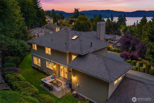 20230 NE 18th Place, Sammamish, WA 98074