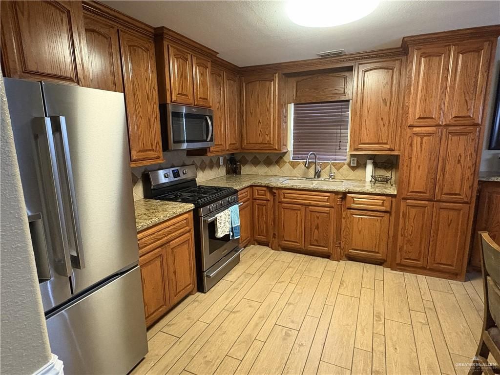 116 N Lupe N Street, Rio Grande City, TX 78582