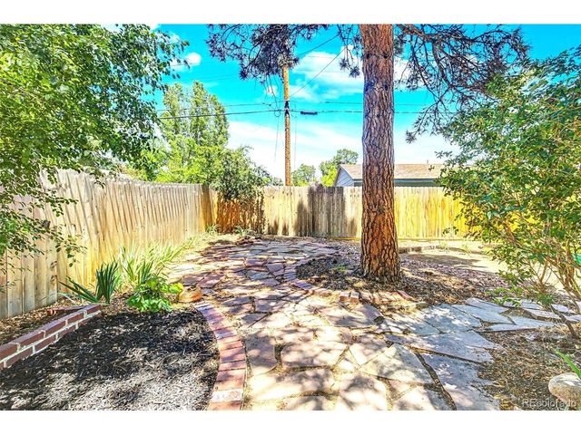 1661 Allison St, Lakewood, CO 80214