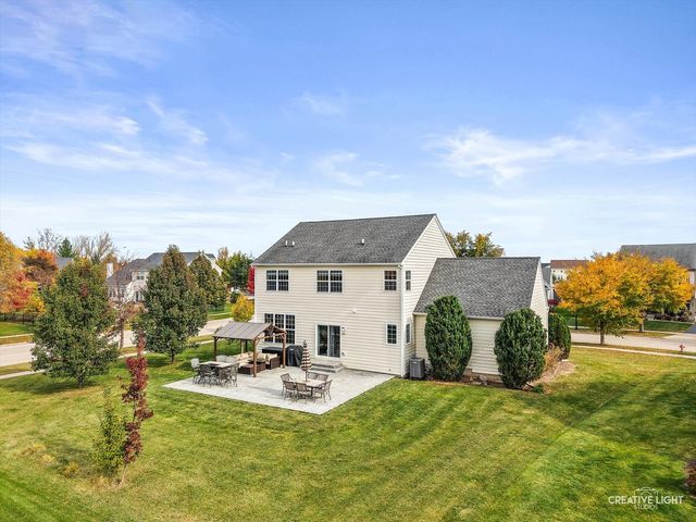 3646 Thornhill Drive, Elgin, IL 60124