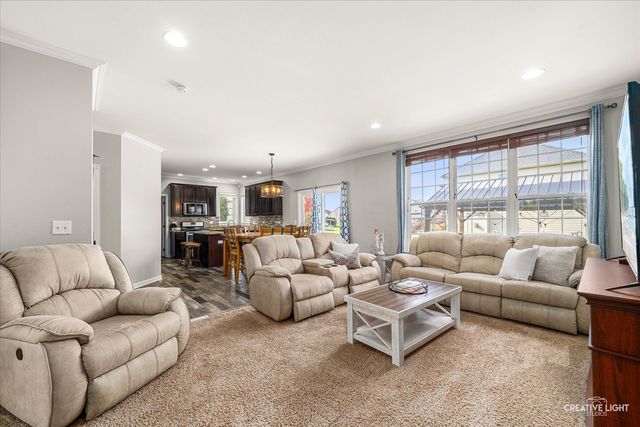 3646 Thornhill Drive, Elgin, IL 60124