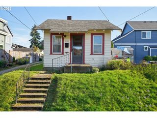 2126 N FARRAGUT St, Portland, OR 97217