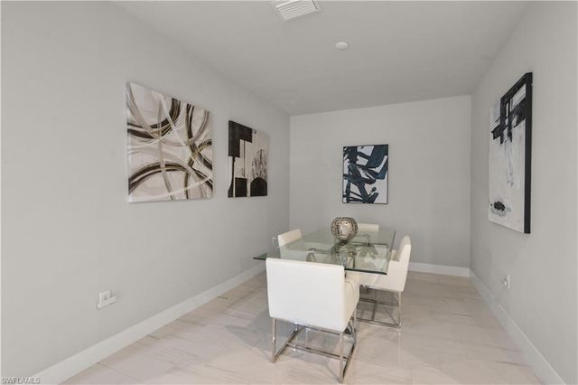 10355 Bonavie Cove DR, Fort Myers, FL 33966