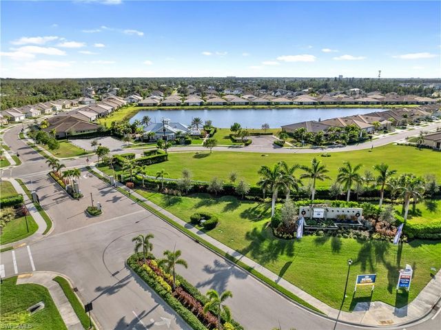 10355 Bonavie Cove DR, Fort Myers, FL 33966