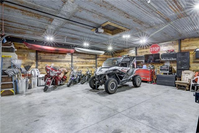 413 E Stanley Street, Thorp, WI 54771