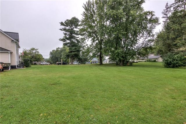 413 E Stanley Street, Thorp, WI 54771