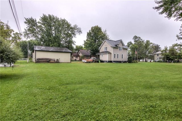 413 E Stanley Street, Thorp, WI 54771