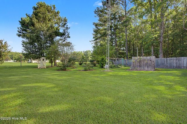8557 Nc 58 S, Elm City, NC 27822