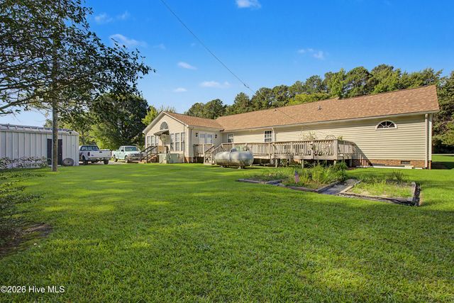 8557 Nc 58 S, Elm City, NC 27822