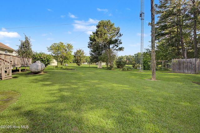 8557 Nc 58 S, Elm City, NC 27822