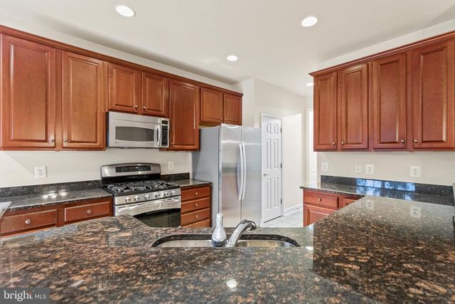 139 PETUNIA TER SE, Leesburg, VA 20175