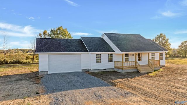 67 Kyle Street, Rainsville, AL 35986