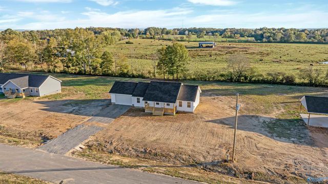 67 Kyle Street, Rainsville, AL 35986