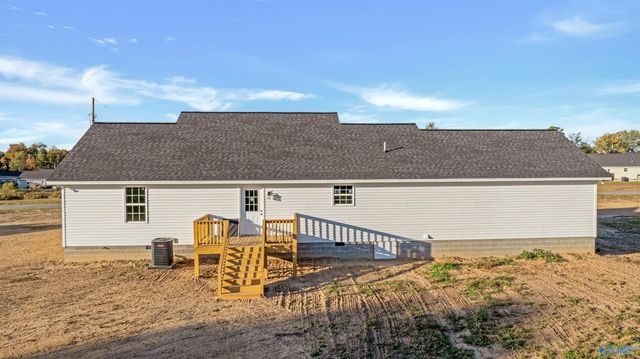 67 Kyle Street, Rainsville, AL 35986