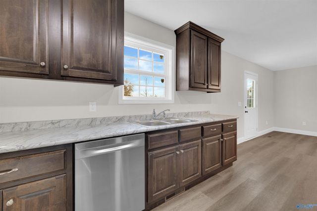 67 Kyle Street, Rainsville, AL 35986