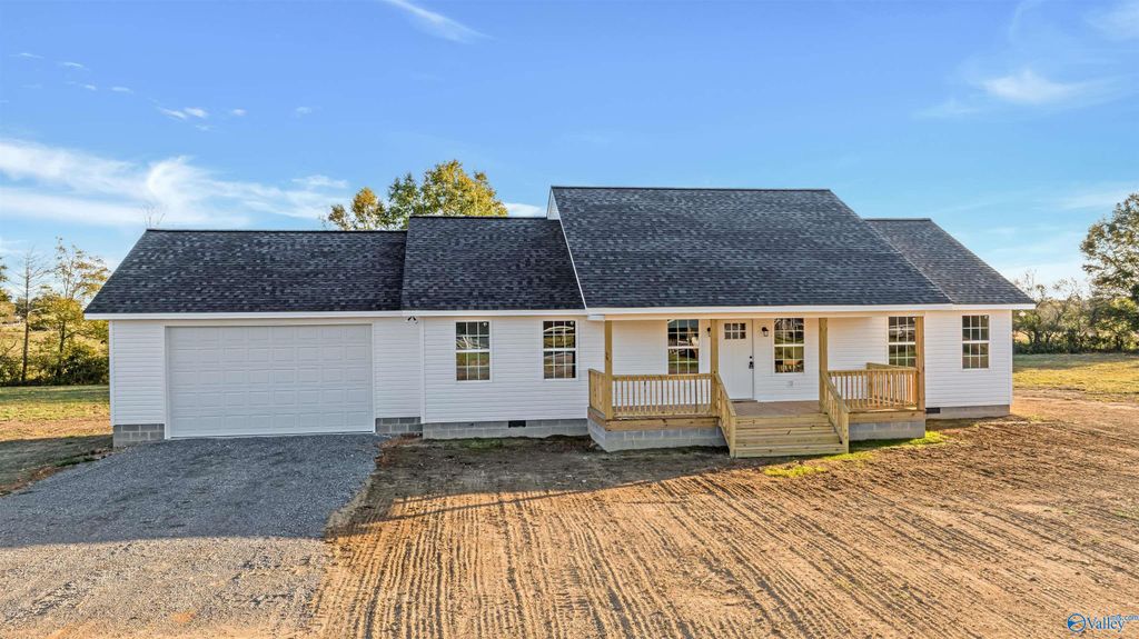 67 Kyle Street, Rainsville, AL 35986